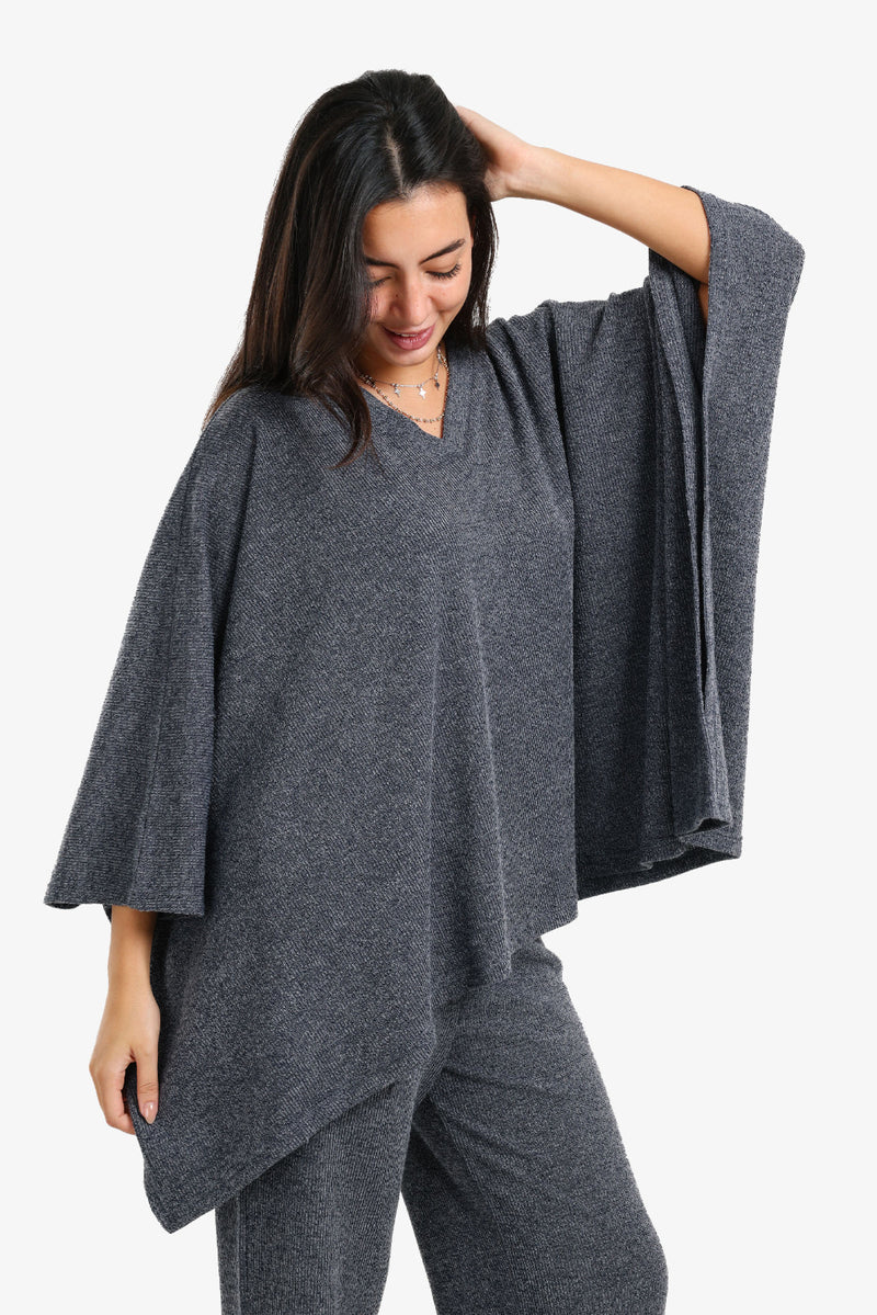 Carina - Oversized Self Pattern Poncho