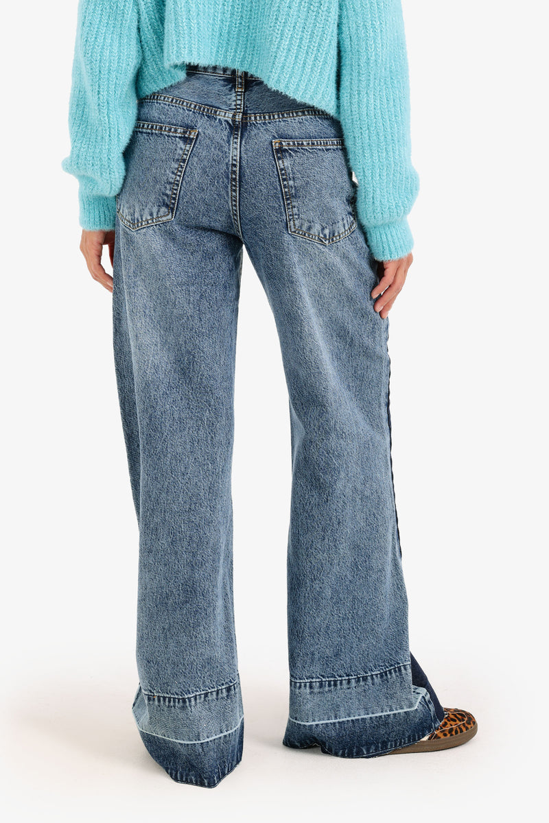 Carina - Jeans with Contrasting Panel