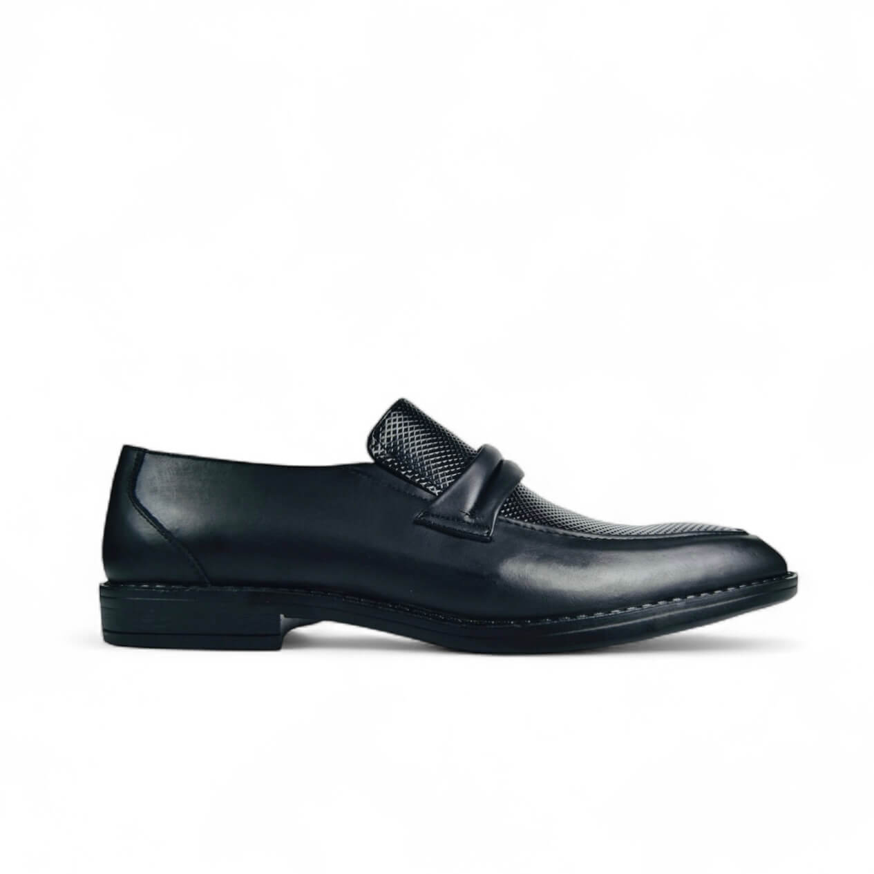 Leazus - Two-Tone Loafer - Black