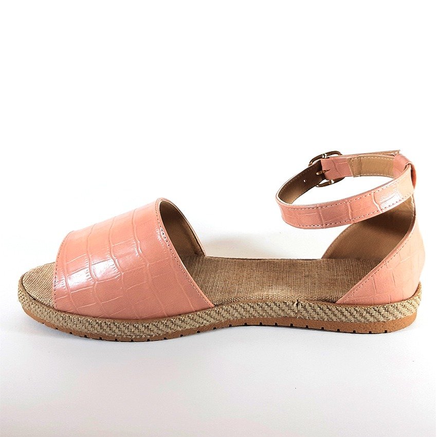 XO STYLE Relax For The Sun With A Lighter And Attractive Sandalwood