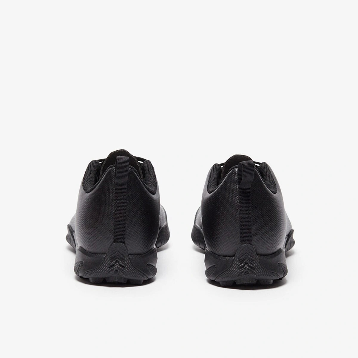 PUMA - ULTRA 5 PLAY TT JR PUMA BLACK-PUMA WHITE