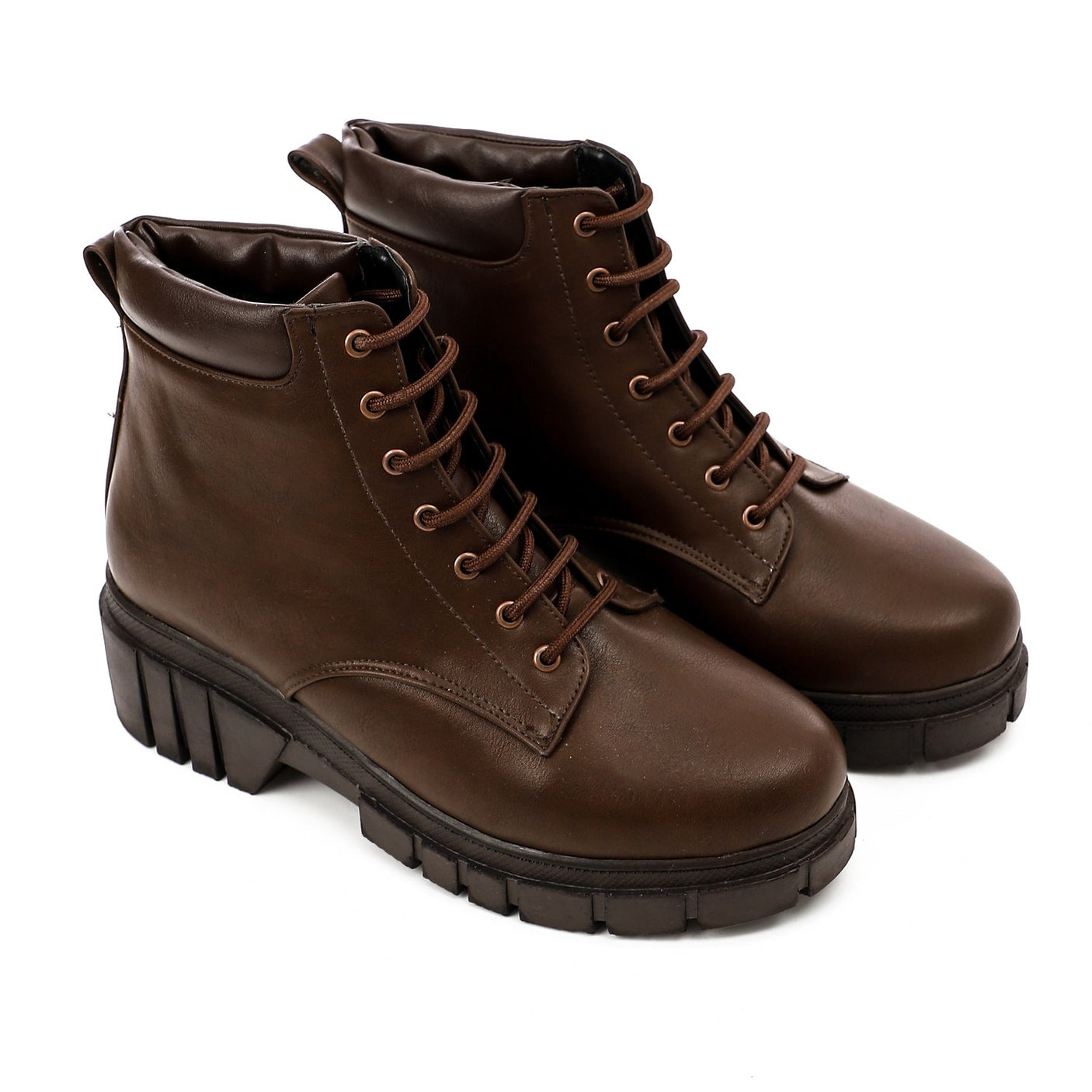 حذاء كاحل جلدي من XO STYLE