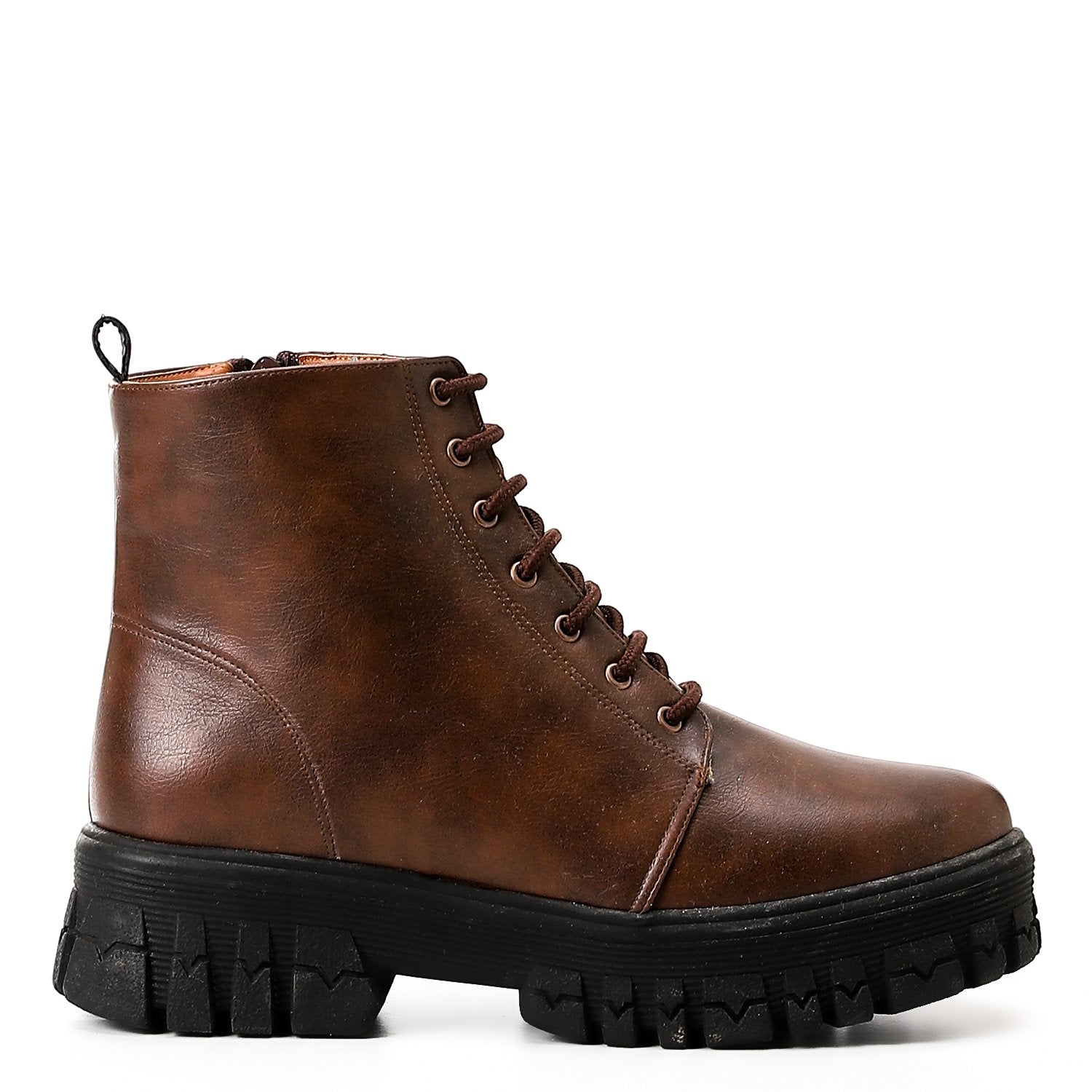 حذاء كاحل جلدي من XO STYLE