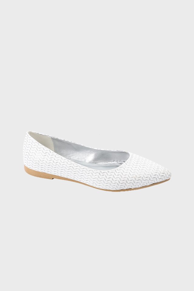 XO STYLE Leather Flat Ballerina