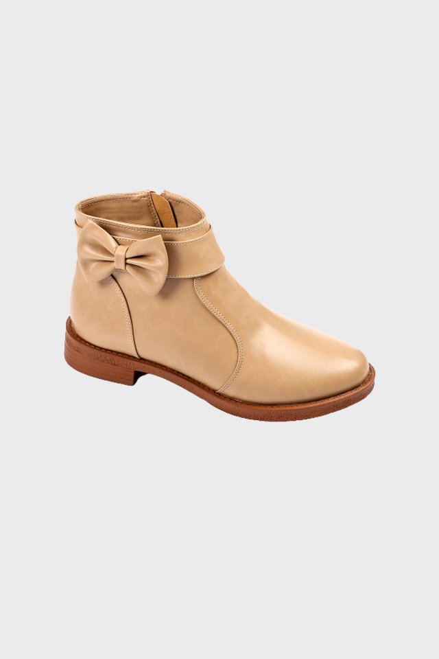 حذاء كاحل من الجلد بتصميم XO