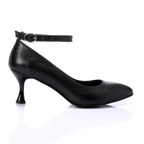 حذاء نسائي بكعب من Xo Style - خامات عالية الجودة - 6 سم