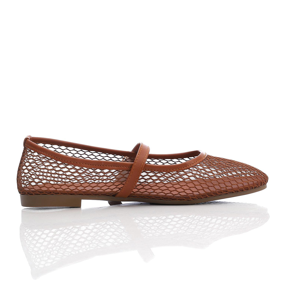 XO - حذاء نسائي جلدي ناعم كاجوال