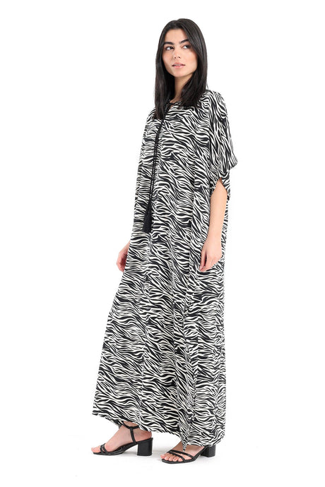 Clue - Split Crew Neckline Dress
