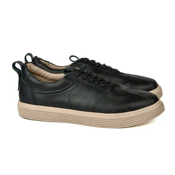 Leazus - New Balance Flat Sneaker - 7001 BLACK