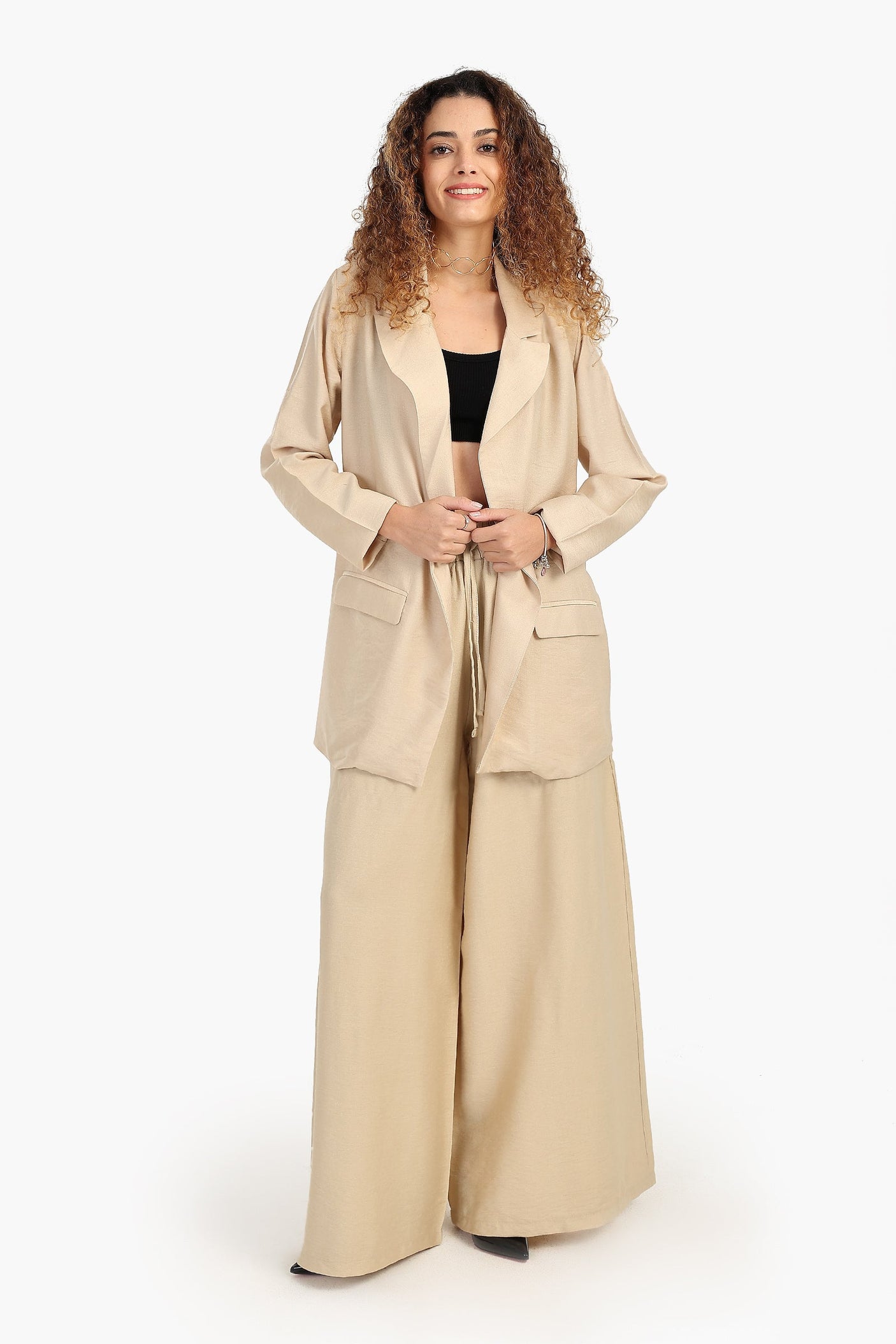 كارينا - سترة صالة بياقة مدببة