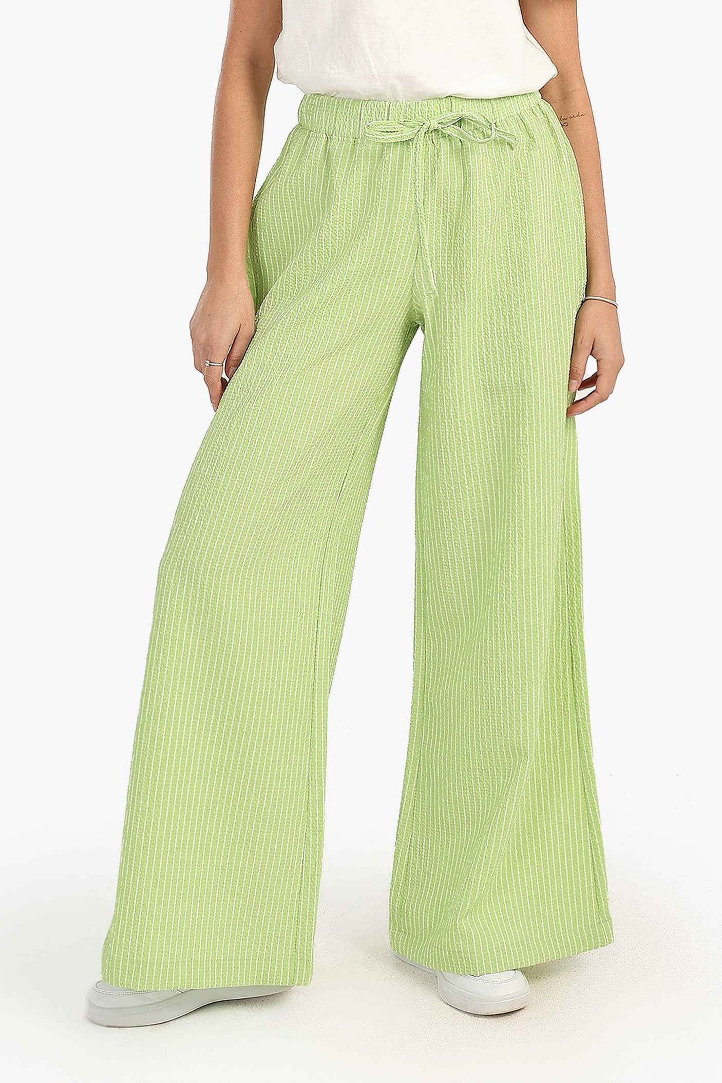 كارينا - بنطال مخطط مريح واسع الساق