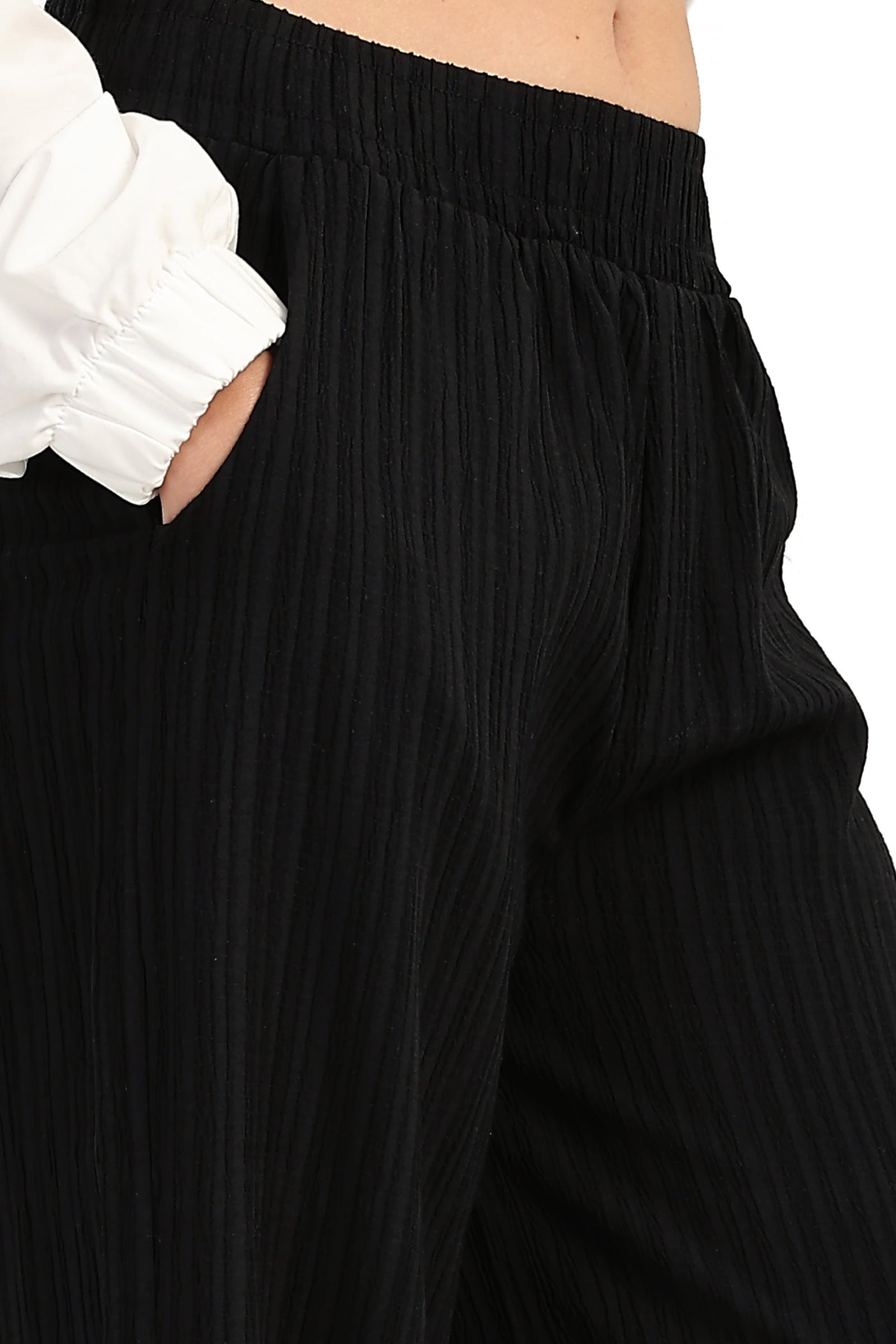 كارينا - بنطال مريح بنمط ذاتي