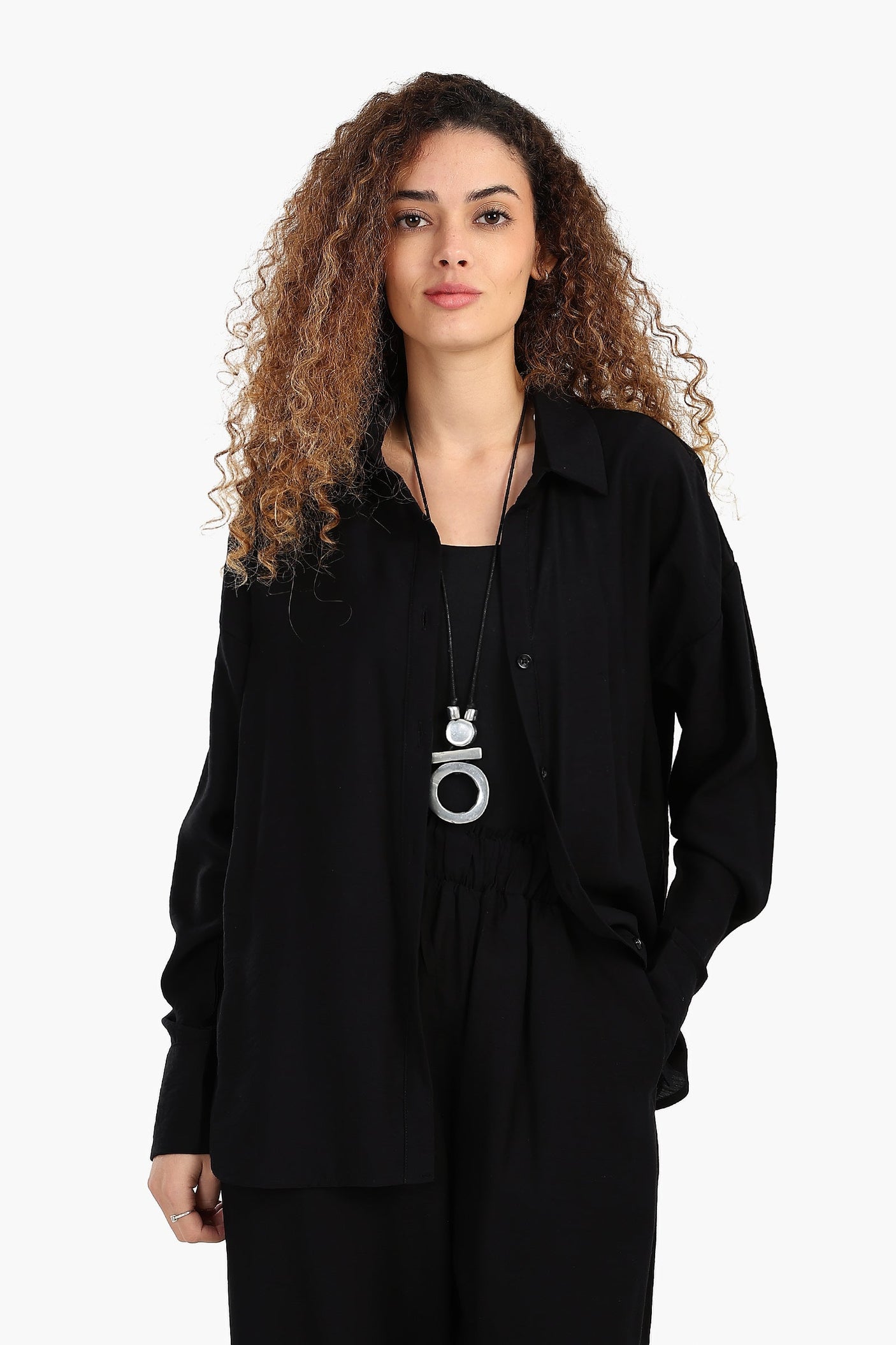 كارينا - قميص استرخاء بكتف منسدل