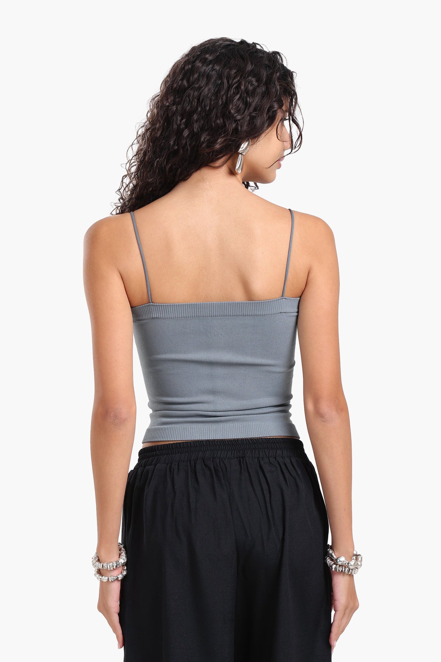 كارينا - بلوزة مضلعة برقبة مربعة