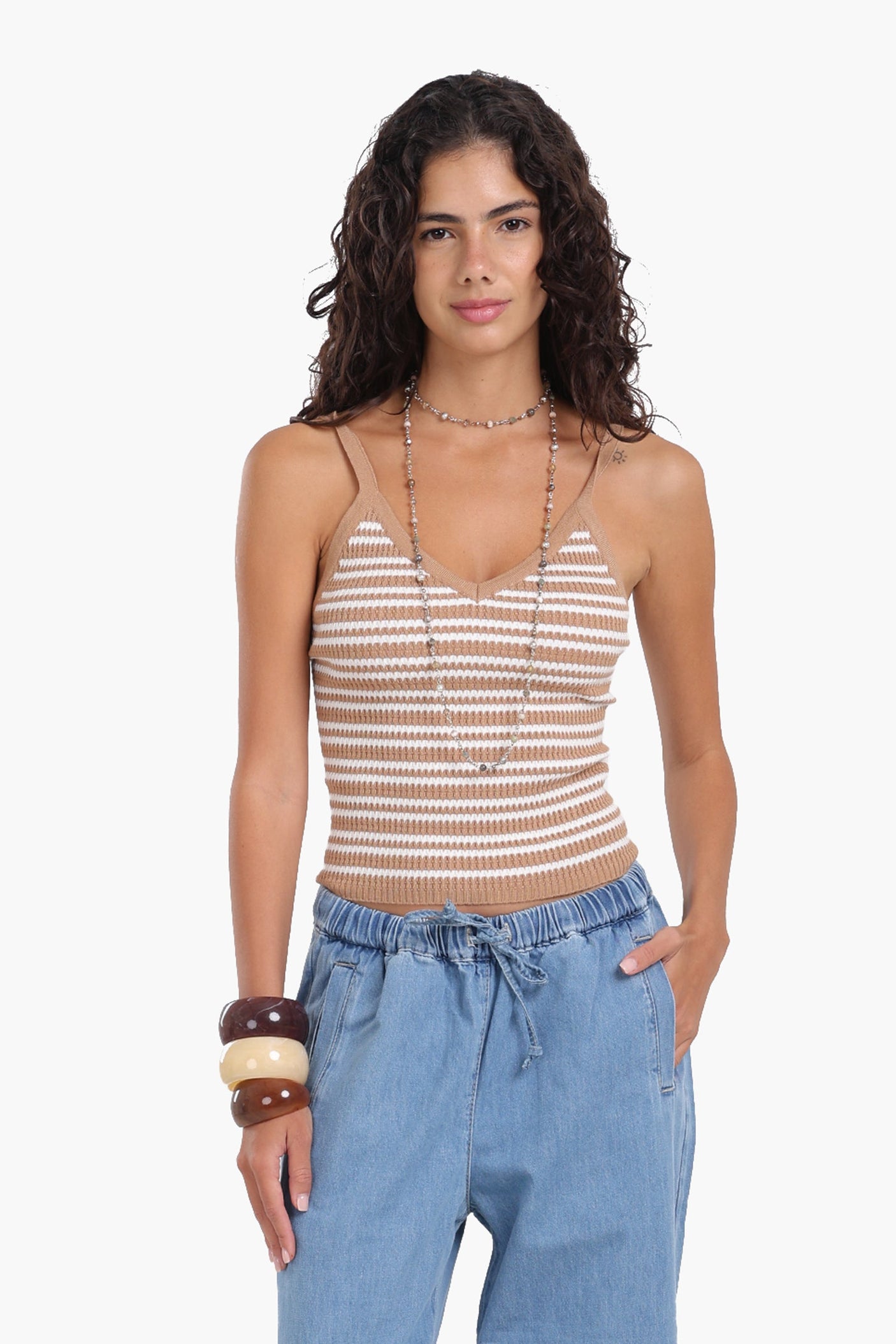 كارينا - بلوزة مخططة بقصّة ضيقة