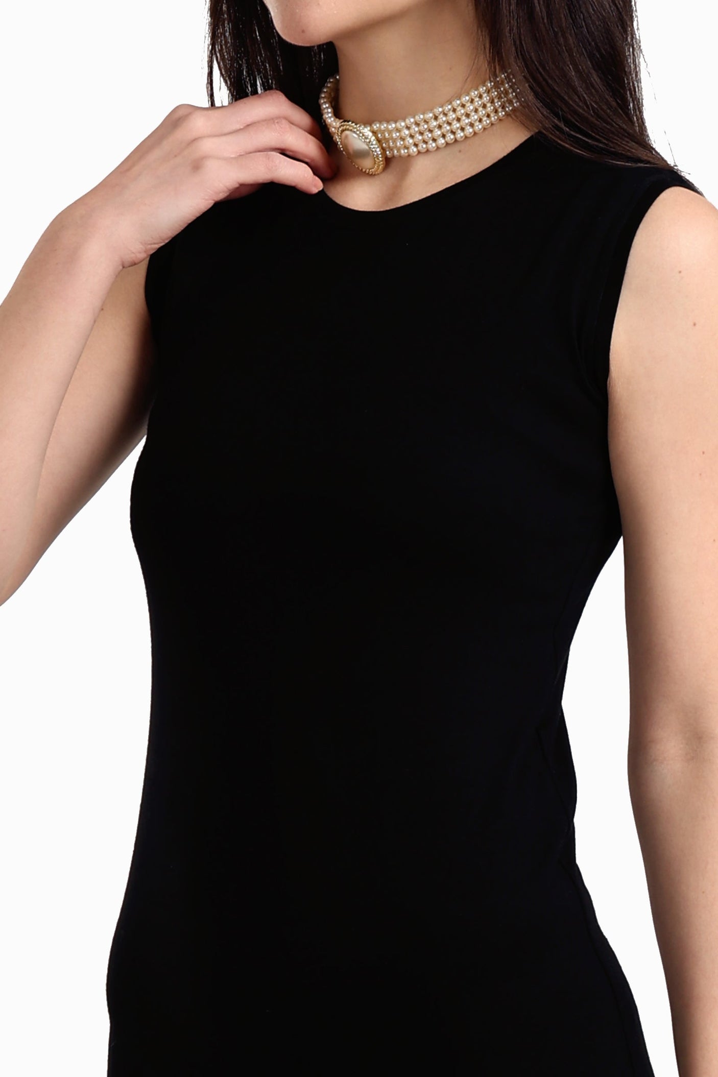 كارينا - فستان بلا أكمام مع فتحة الظهر