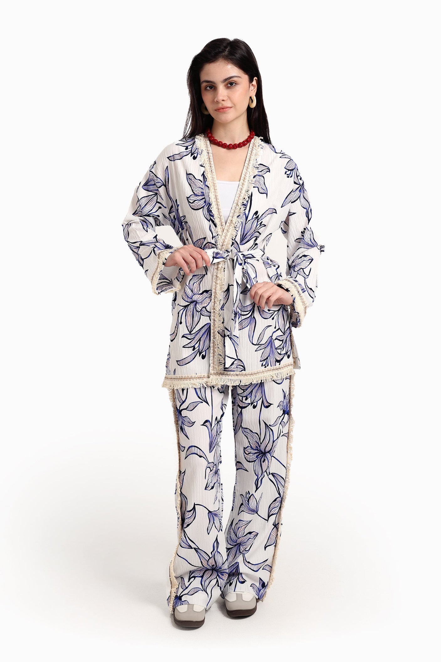 كارينا - بنطال مزهر بتفاصيل هامشية