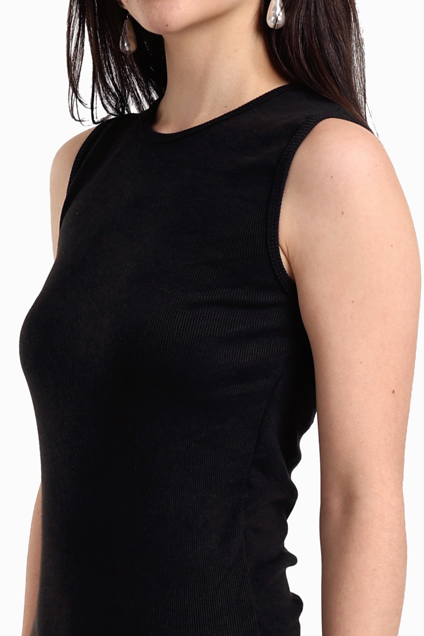 كارينا - فستان ميدي بقصة ضيقة