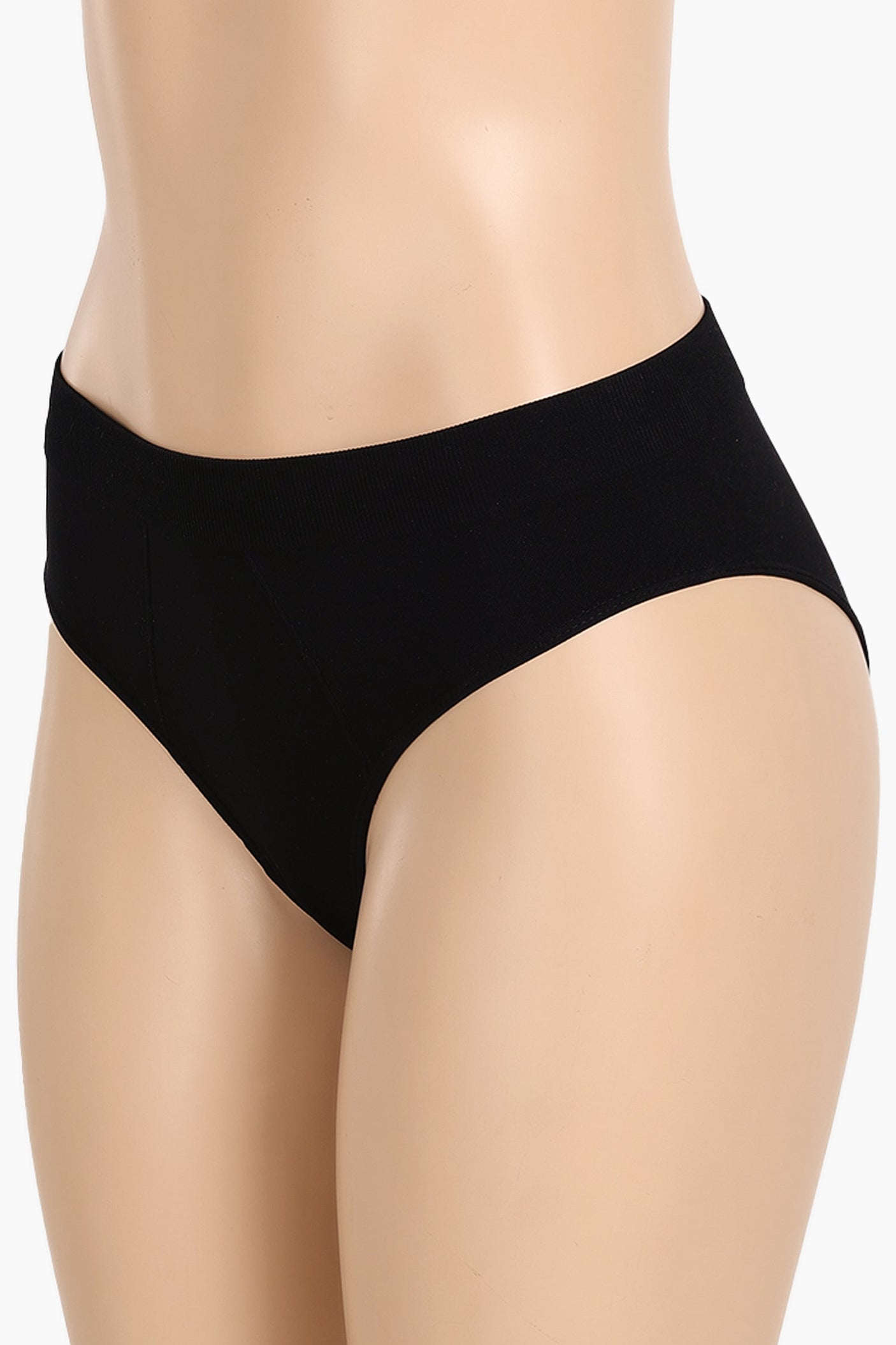 كارينا - ملابس داخلية قصيرة كاملة