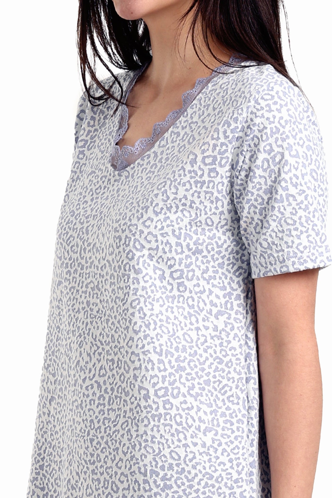 كارينا - قميص نوم قصير بطبعة جلد النمر