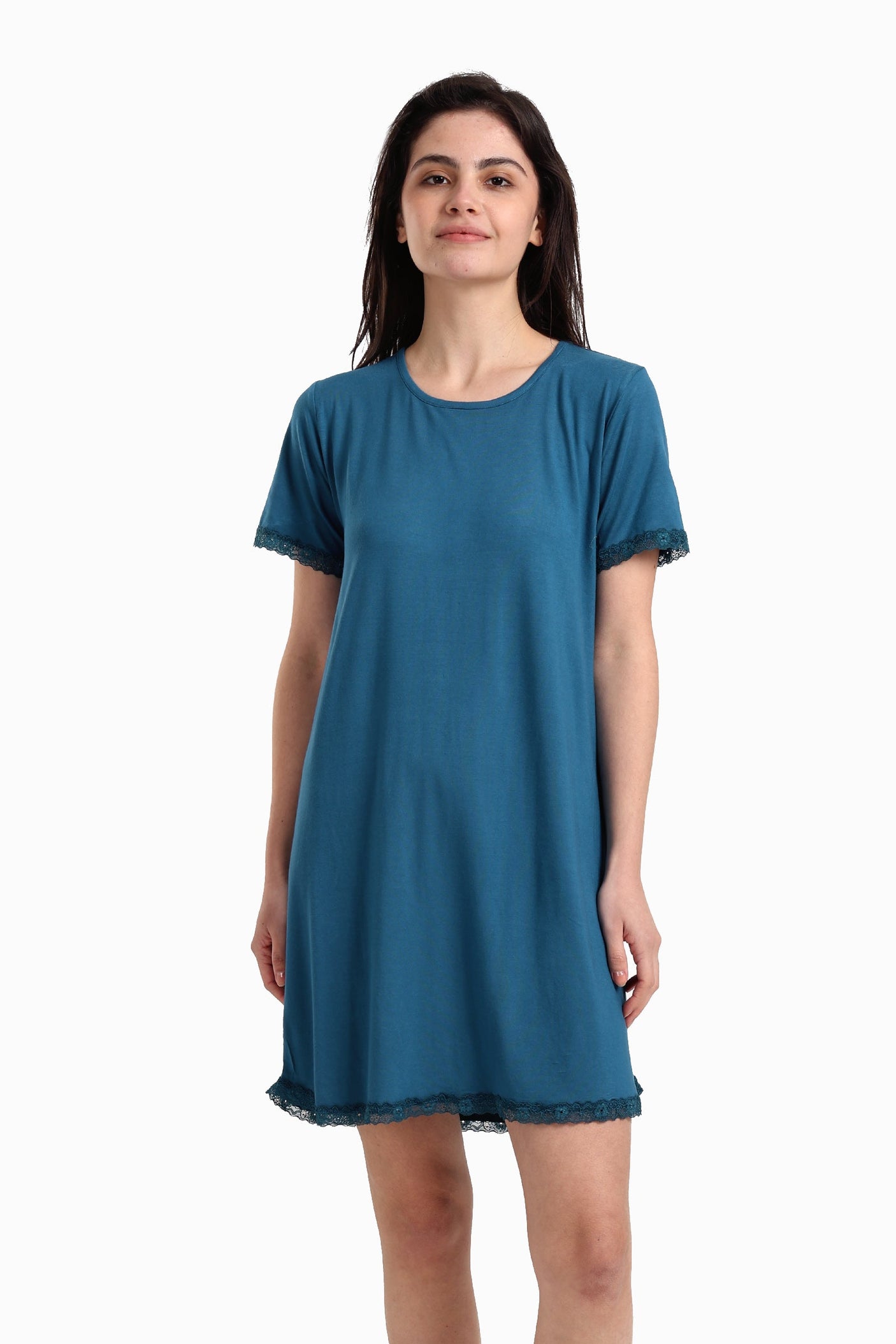 كارينا - قميص نوم خفيف الوزن مع دانتيل