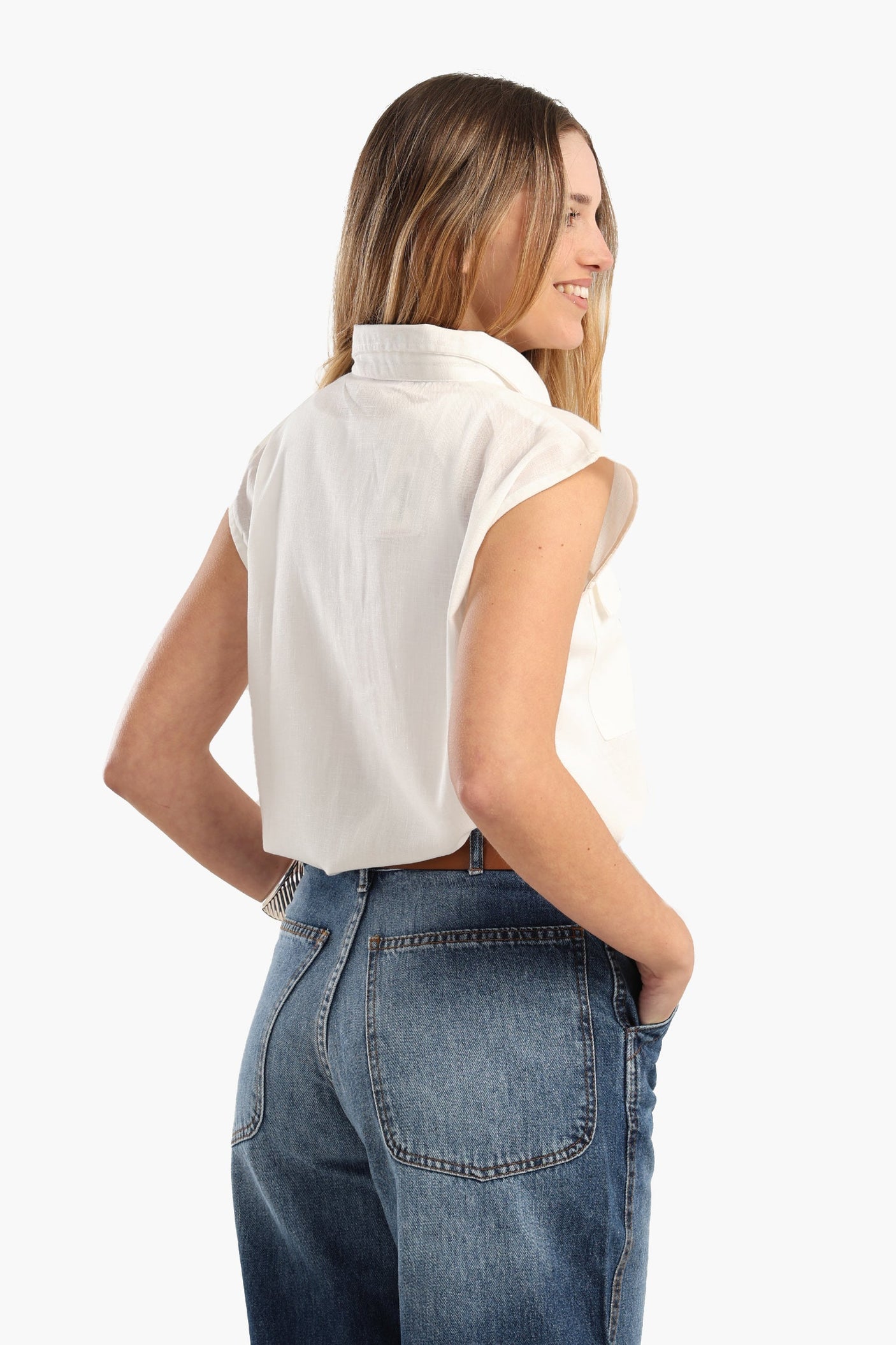 كارينا - قميص كلاسيكي من مزيج القطن