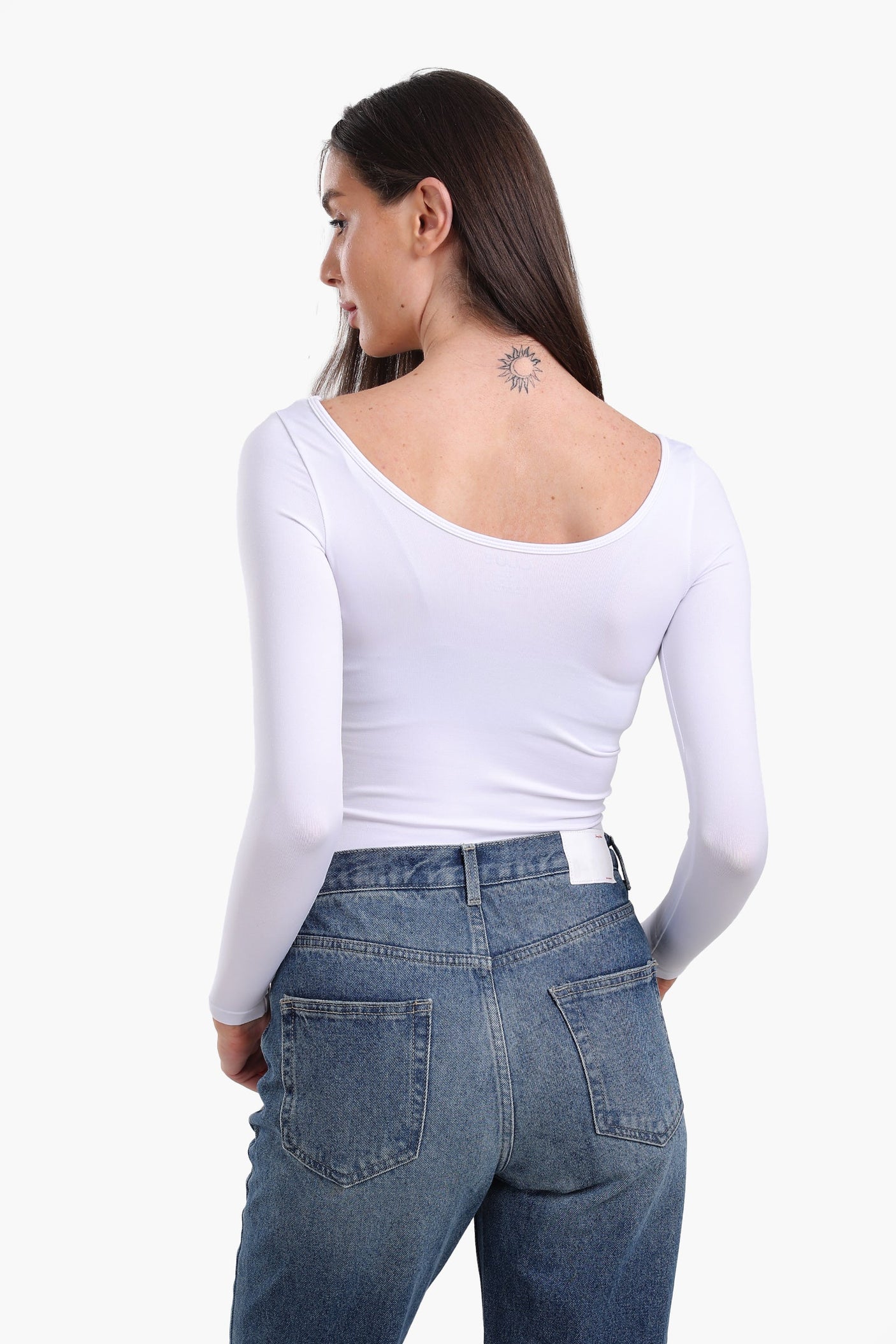 Clue - Off-Shoulder Long Sleeve Top