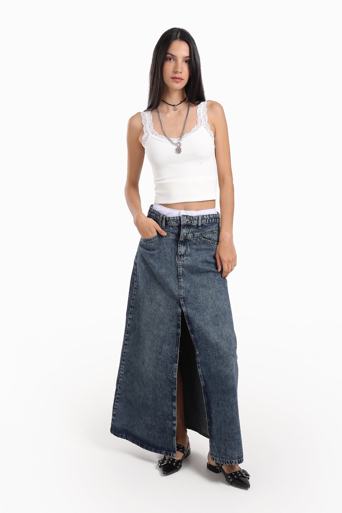 كارينا - تنورة ماكسي من قماش الدنيم بفتحة