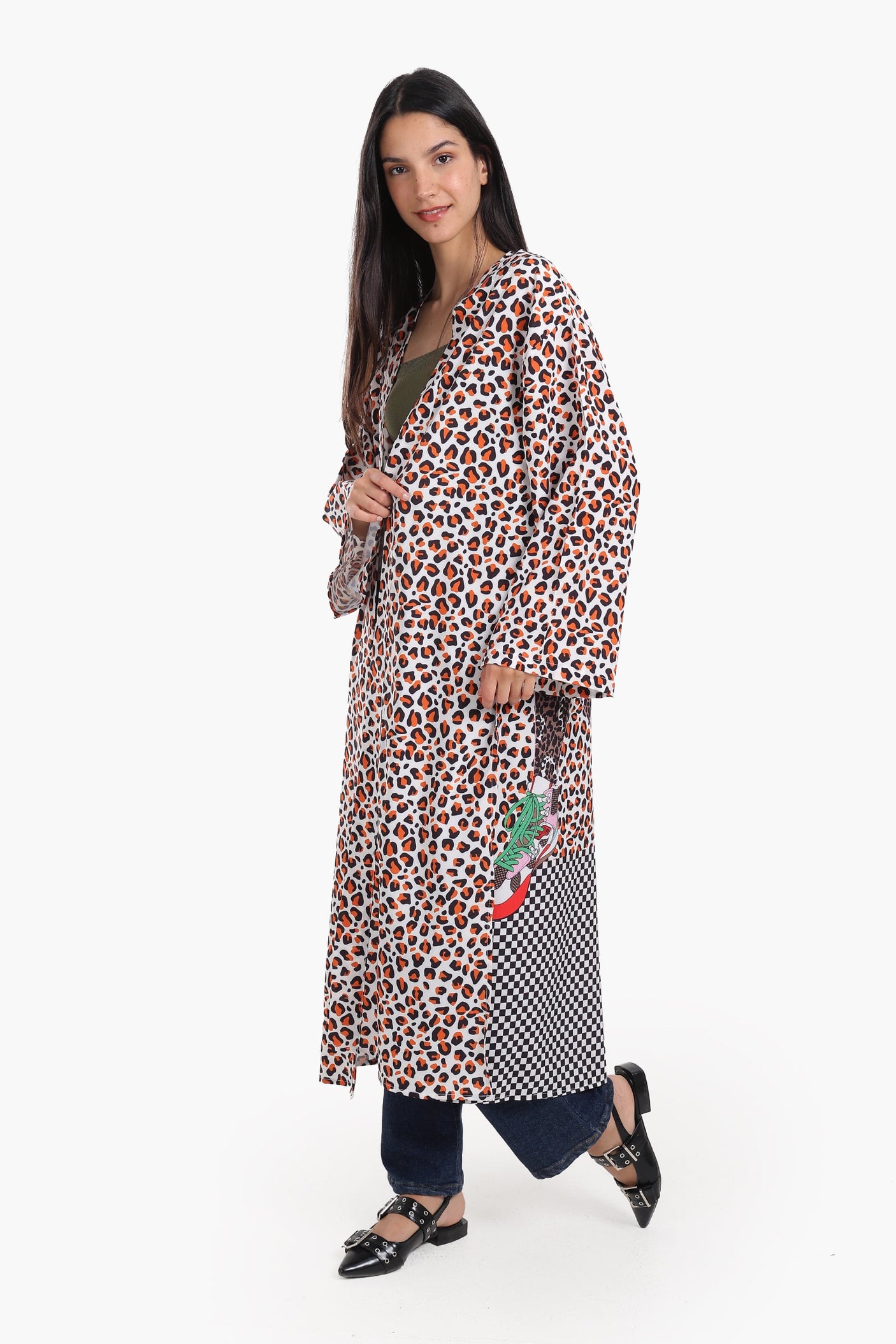 كارينا - كيمونو فني متعدد الأنماط