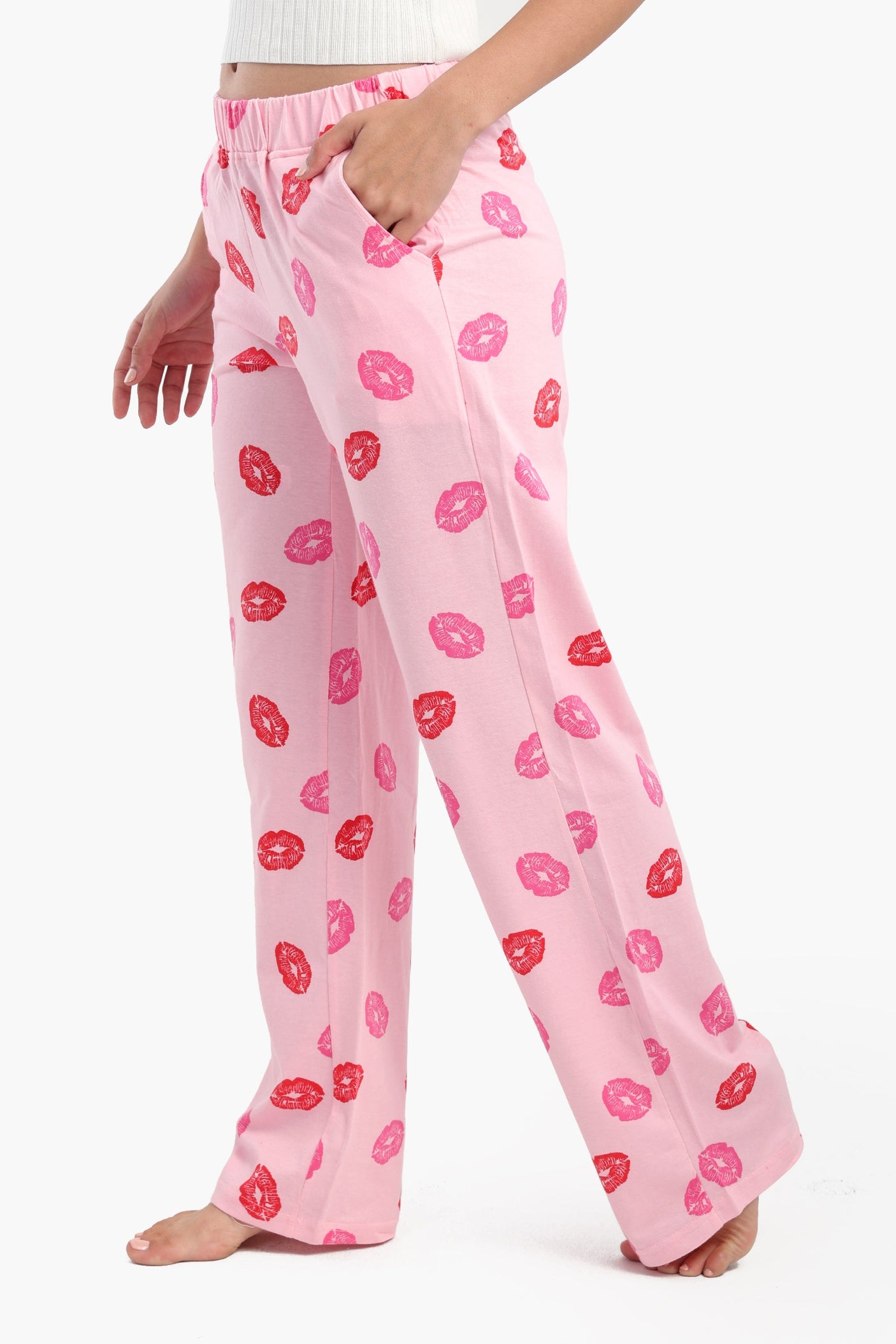 كارينا - بنطال بيجاما بطبعة شفاه