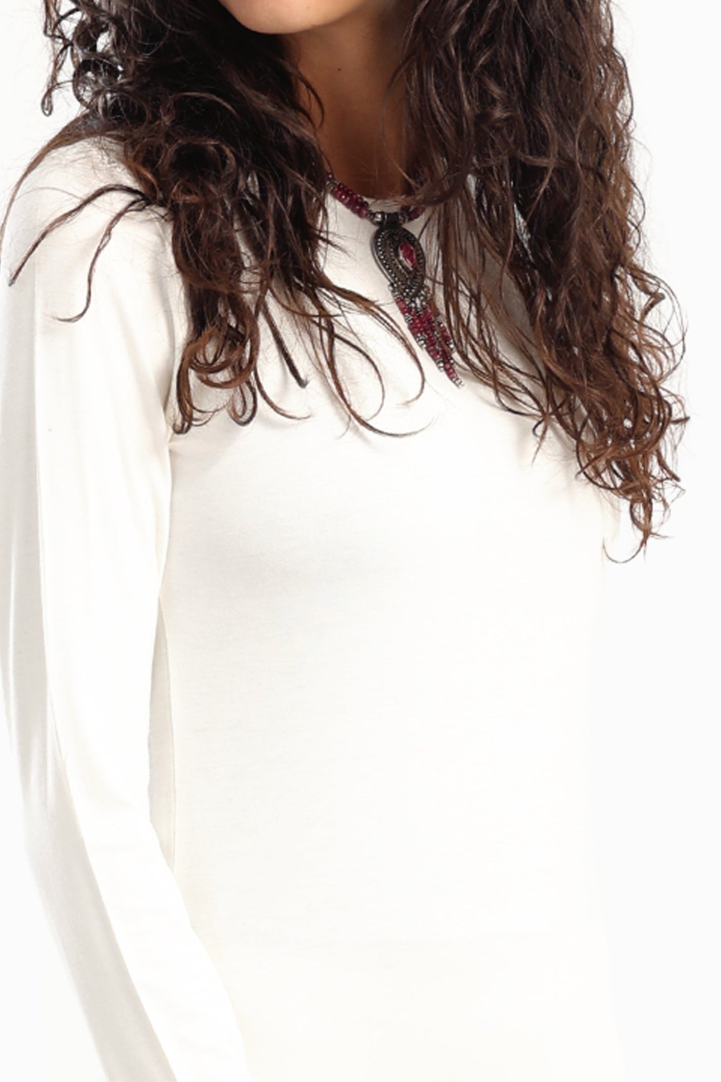 كارينا - فستان نحيف بفتحة خلفية