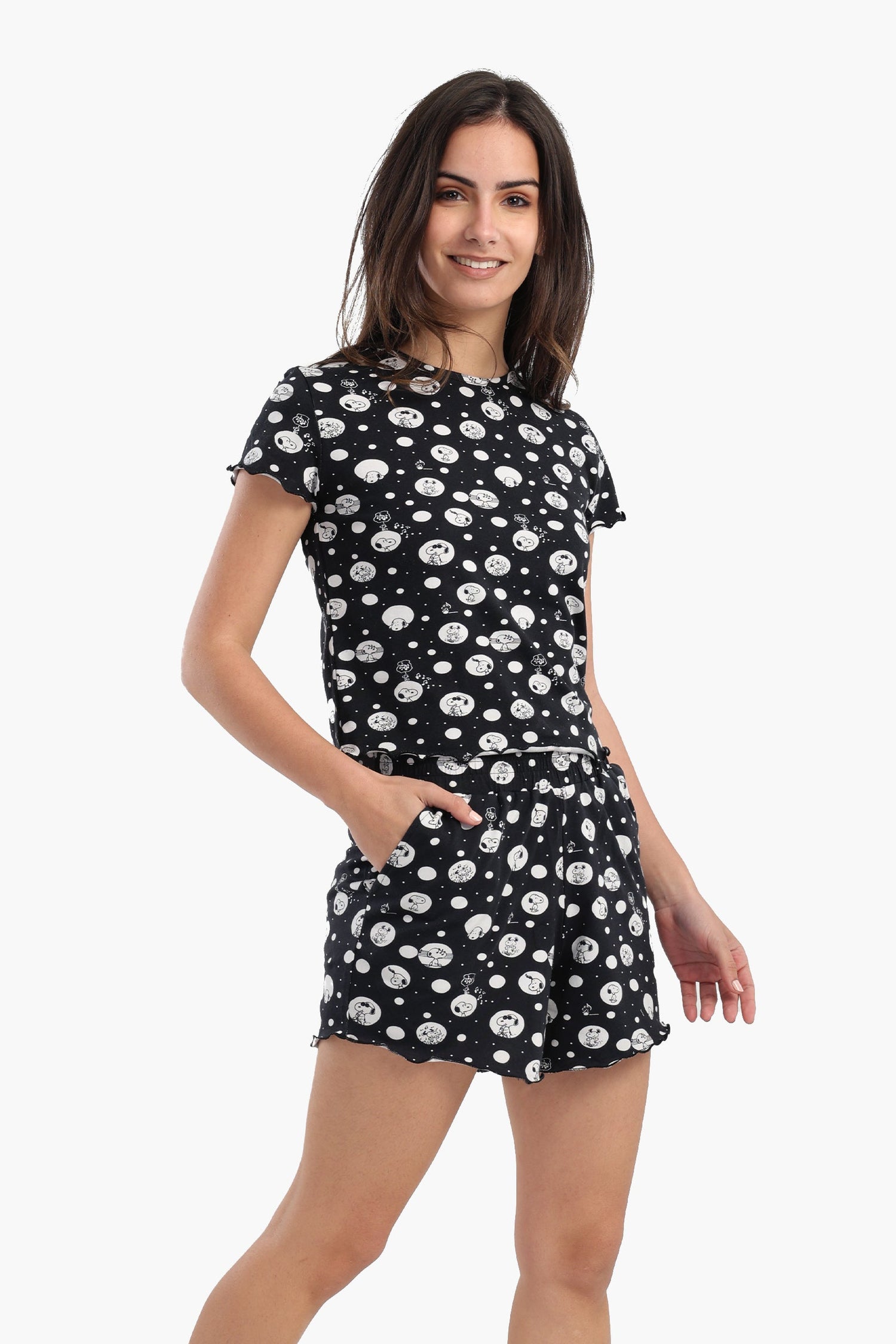 كارينا - طقم بيجامة مطبوع عليه سنوبي