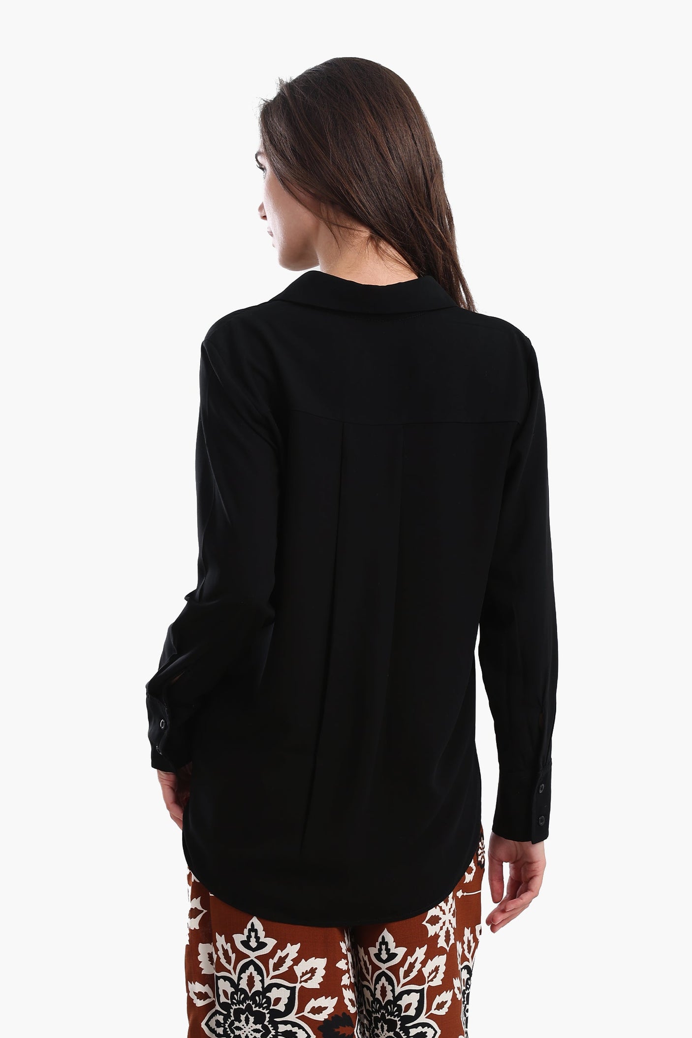 Carina - Basic Black Shirt