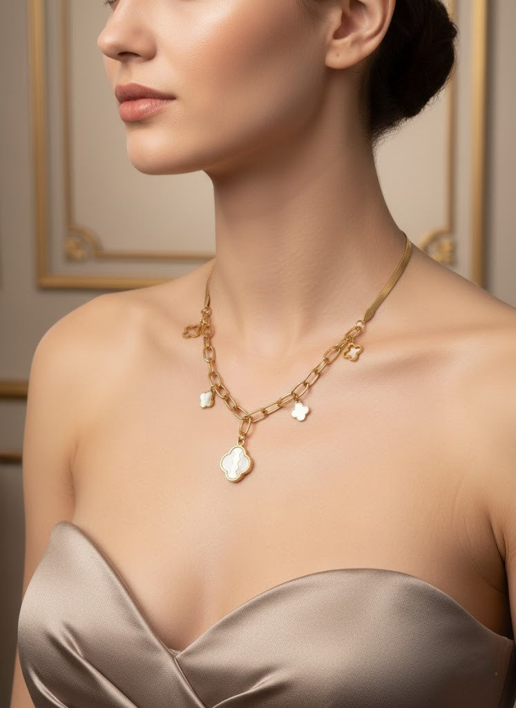 Women’s Necklace Clover Flower Chain Pendant Elegant Touch