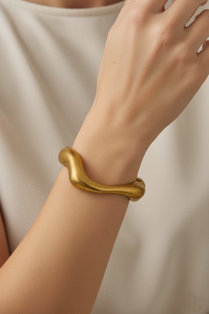 Elegant Curved Design Plated Metal Bracelet