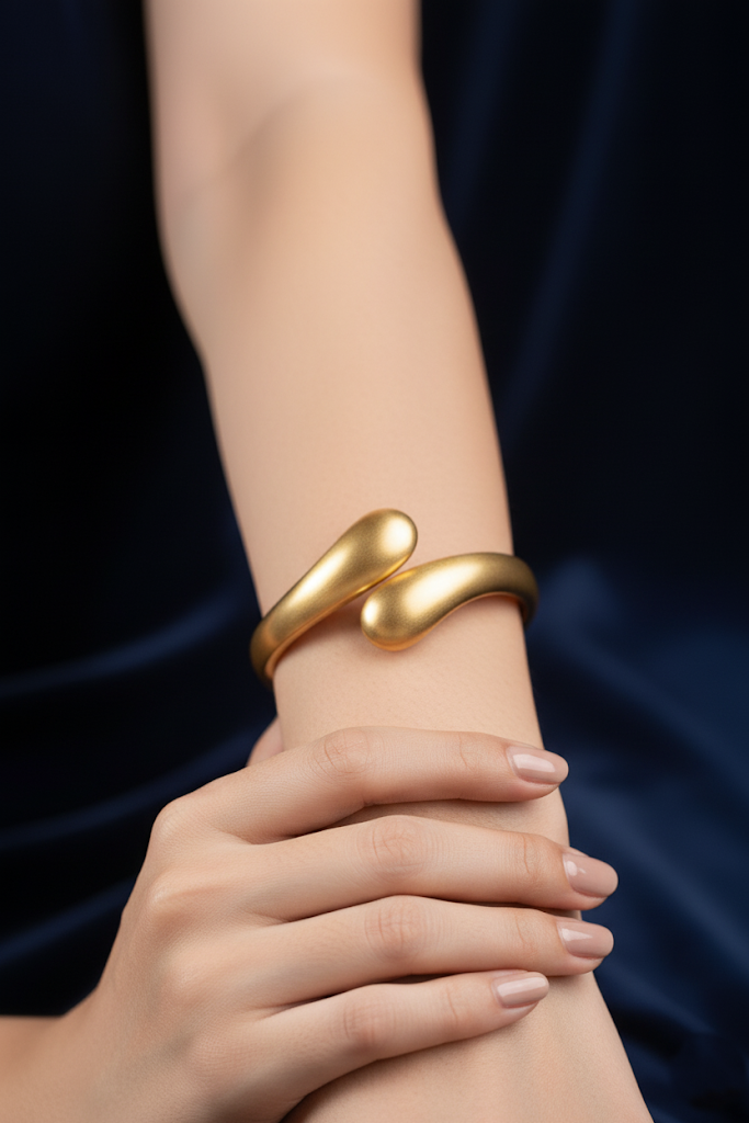 Modern Design Plated Metal Bracelet