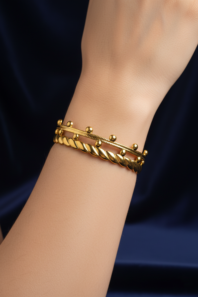 Elegant Gold Bracelet with Unique Design