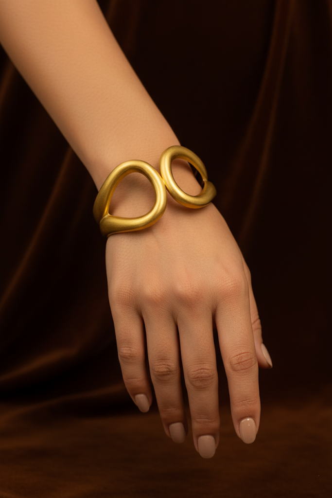 Modern Elegant Gold Bracelet