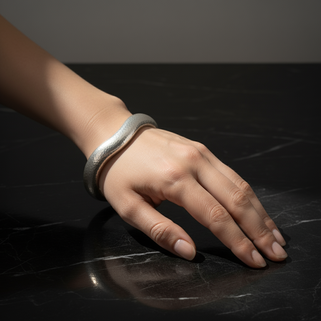 Elegant Curved Plated Metal Bracelet