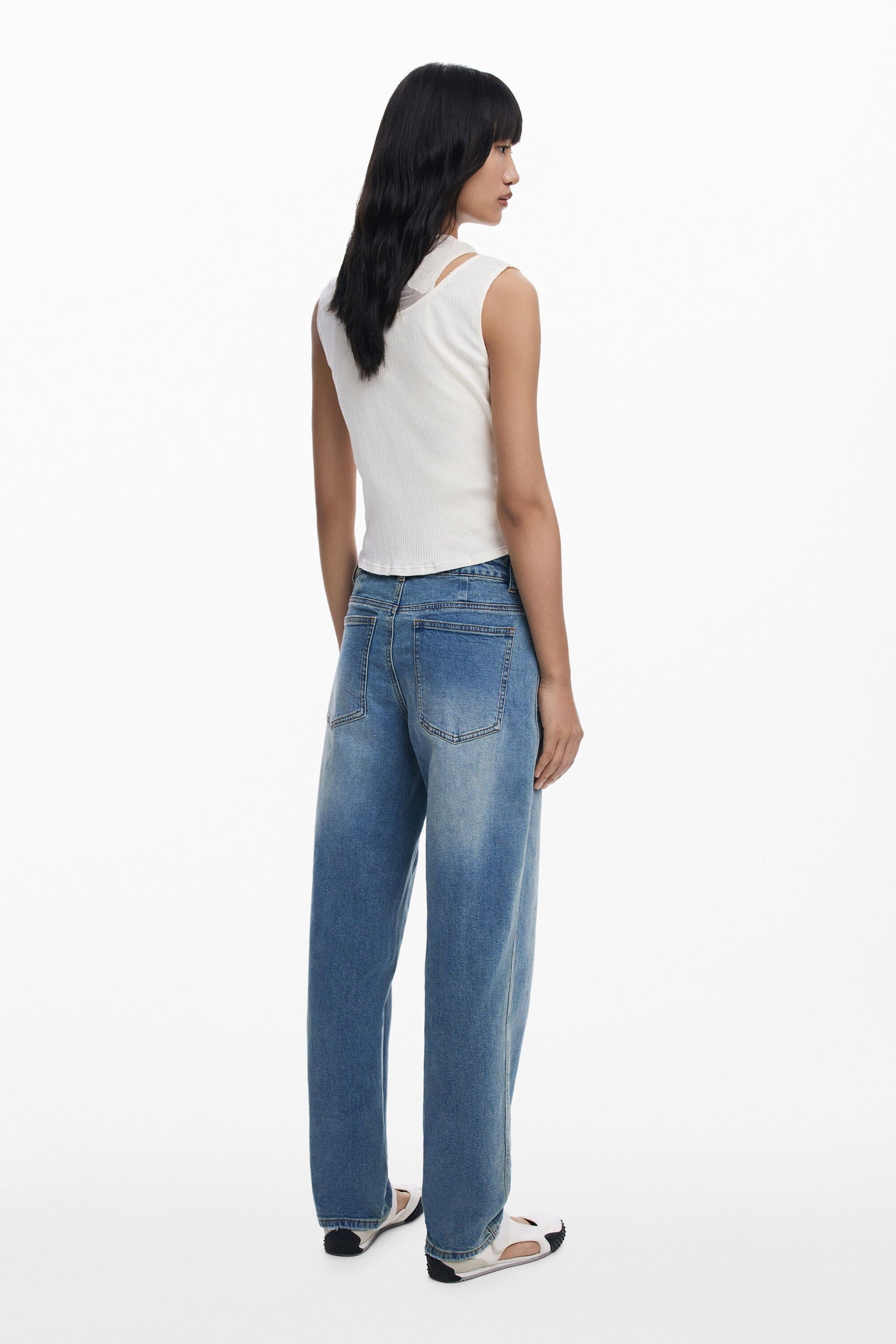 Desigual - Boyfriend jeans with inverted pockets