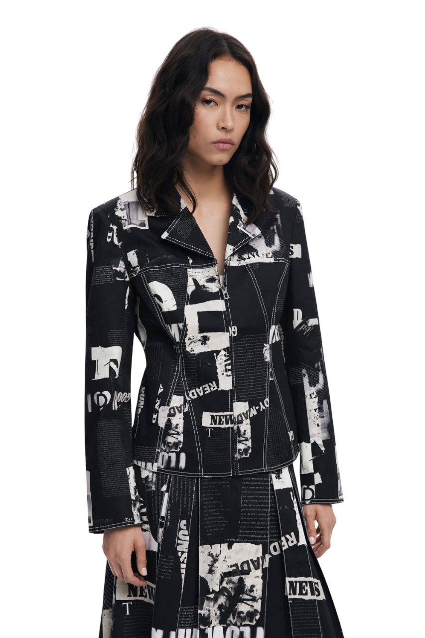 Desigual - Newspaper zipper blazer