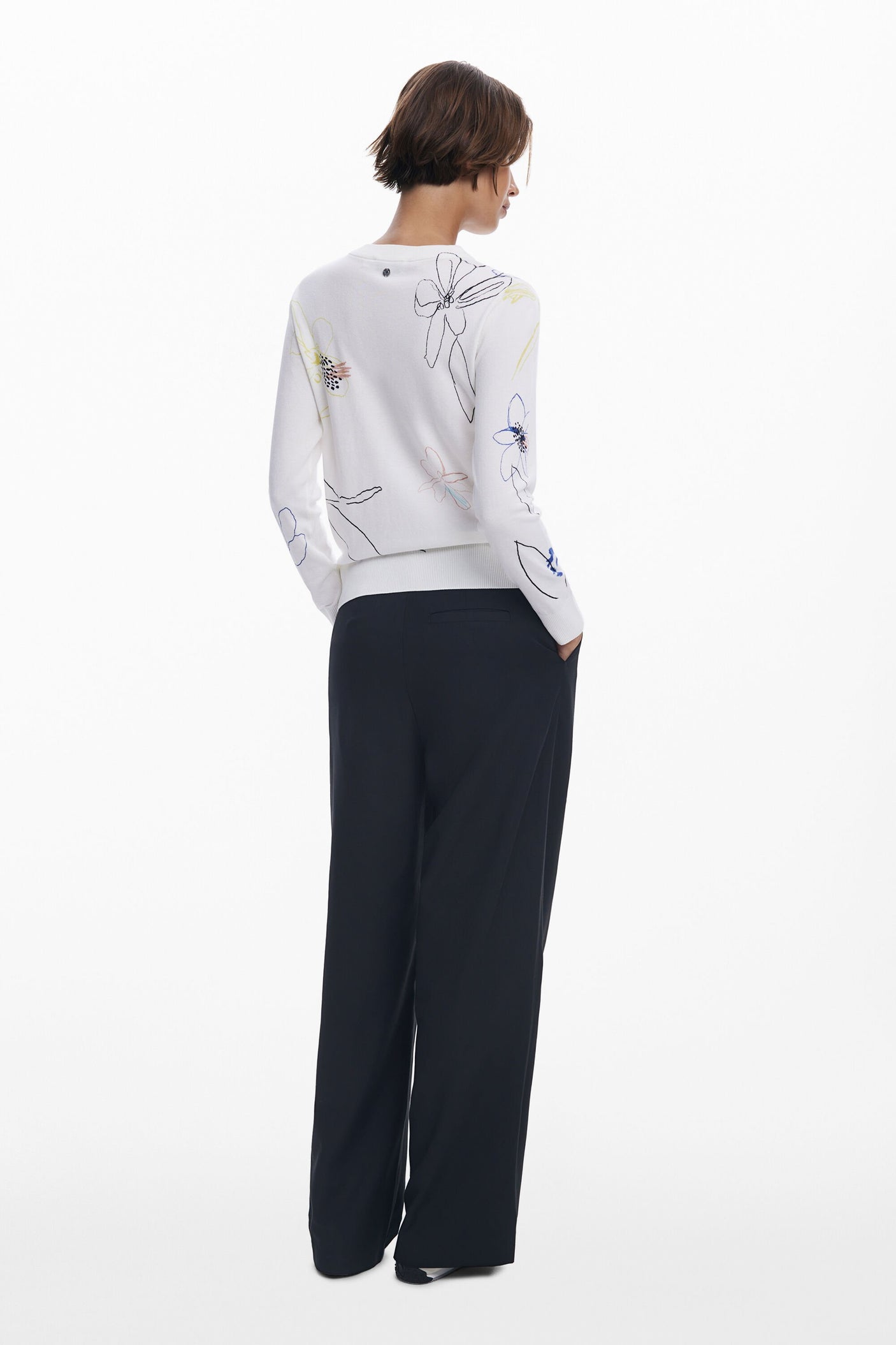 Desigual - Fine sweater with floral strokes