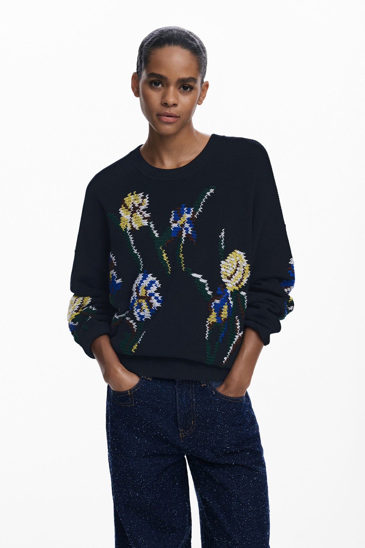 Desigual - Jacquard sweater with embroidered flowers