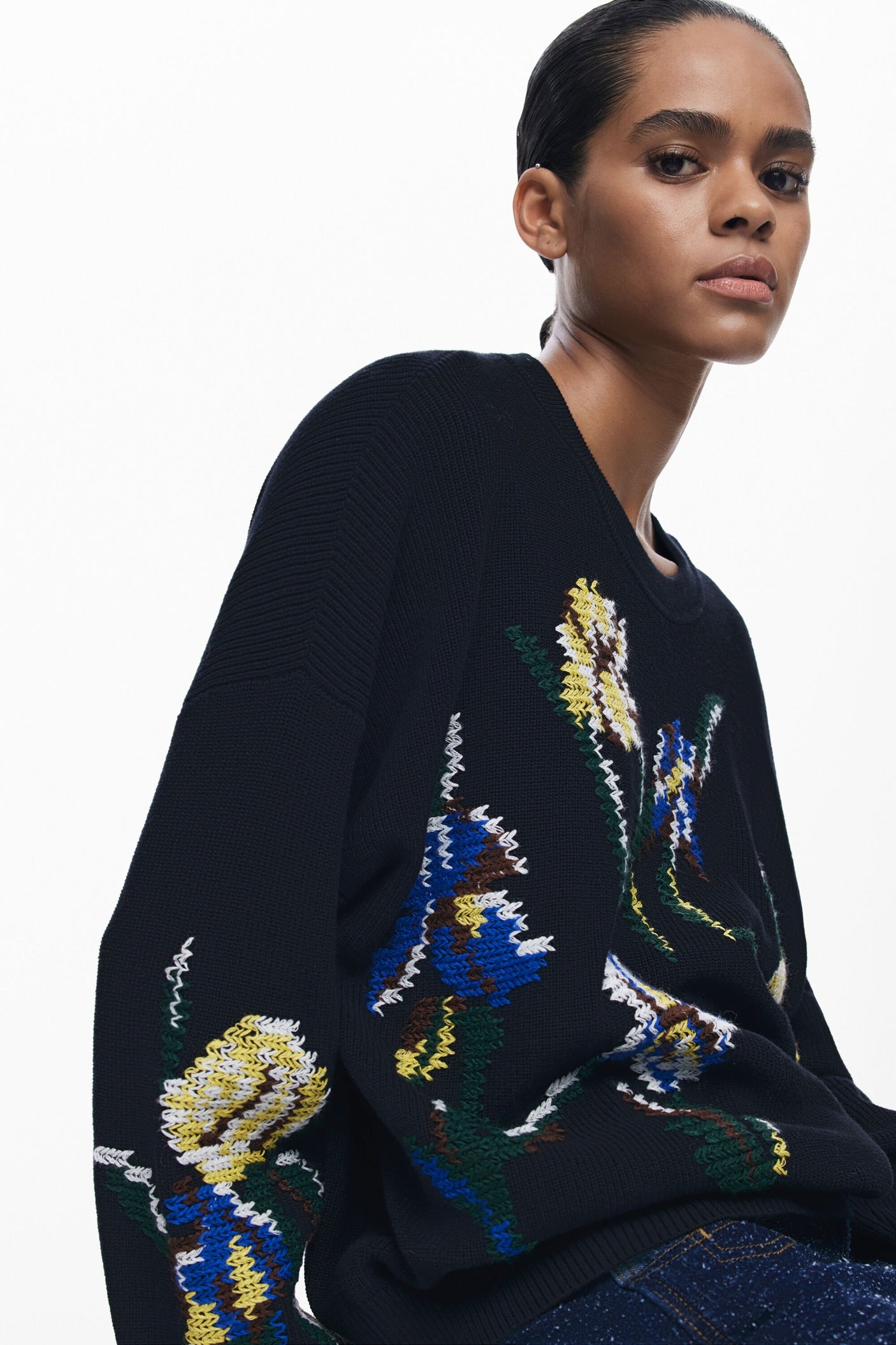 Desigual - Jacquard sweater with embroidered flowers