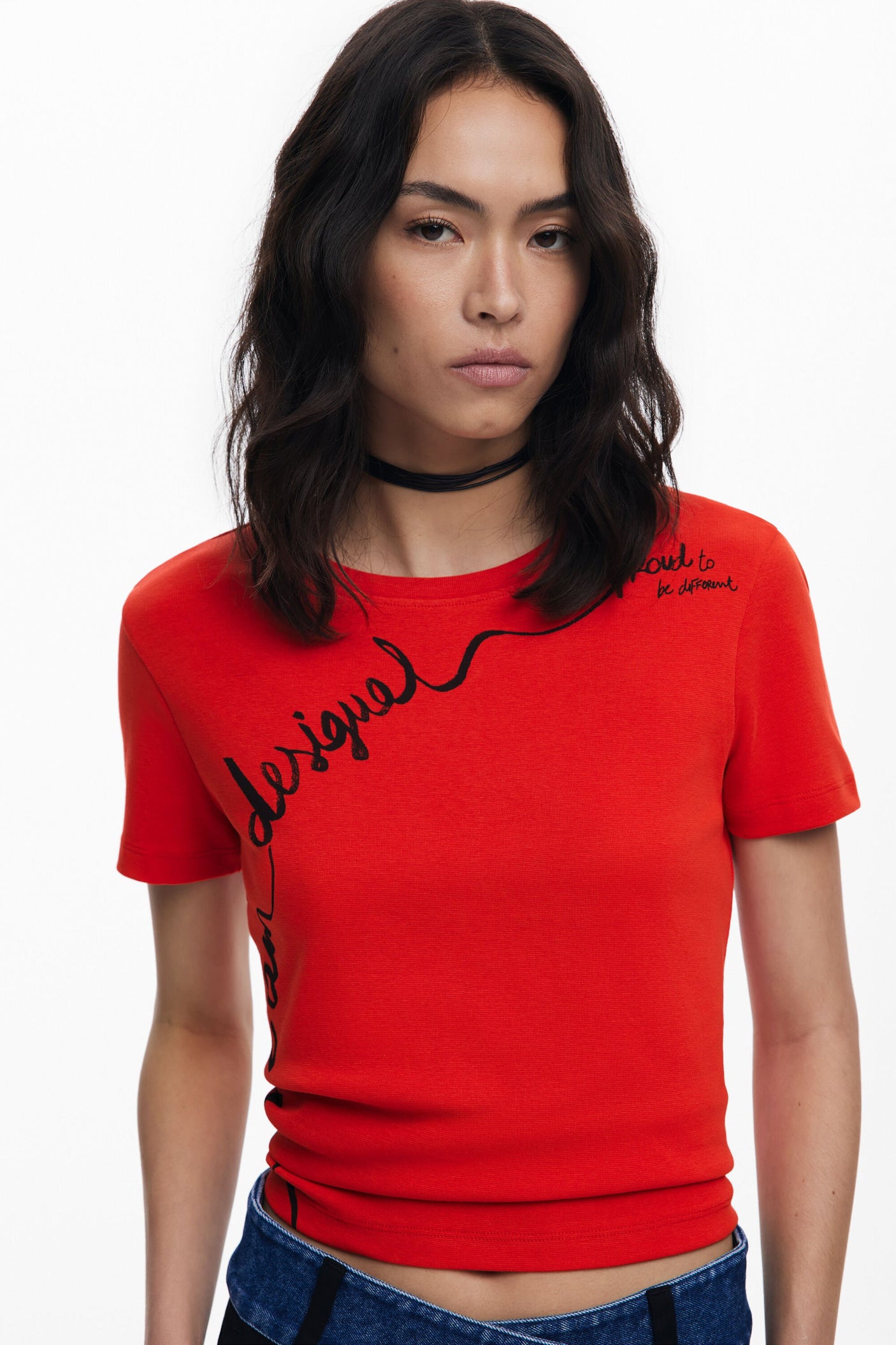 Desigual - T-shirt with embroidered phrase