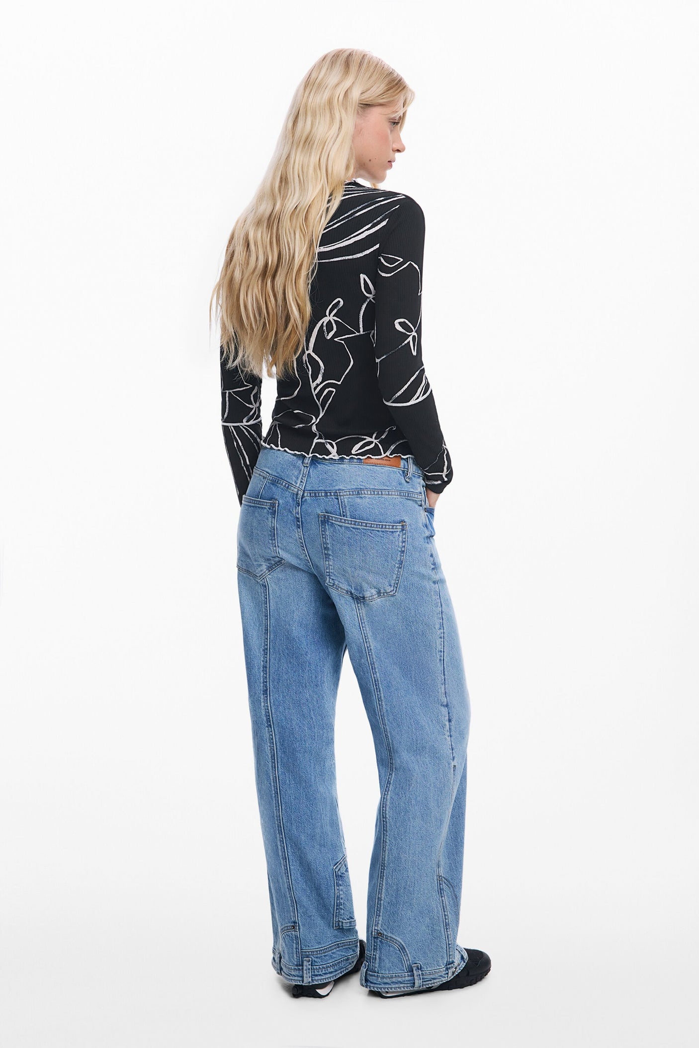 Desigual - Vase silhouettes T-shirt