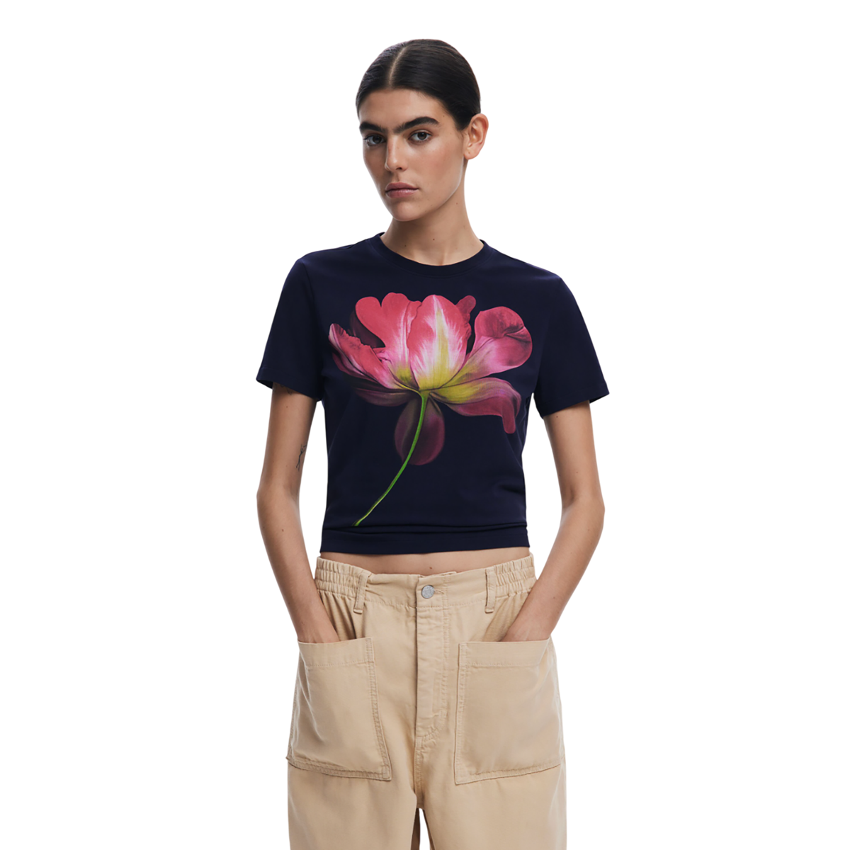 ديسيجوال - تيشيرت زهور كبير - بيعت من قبل اف اي جي