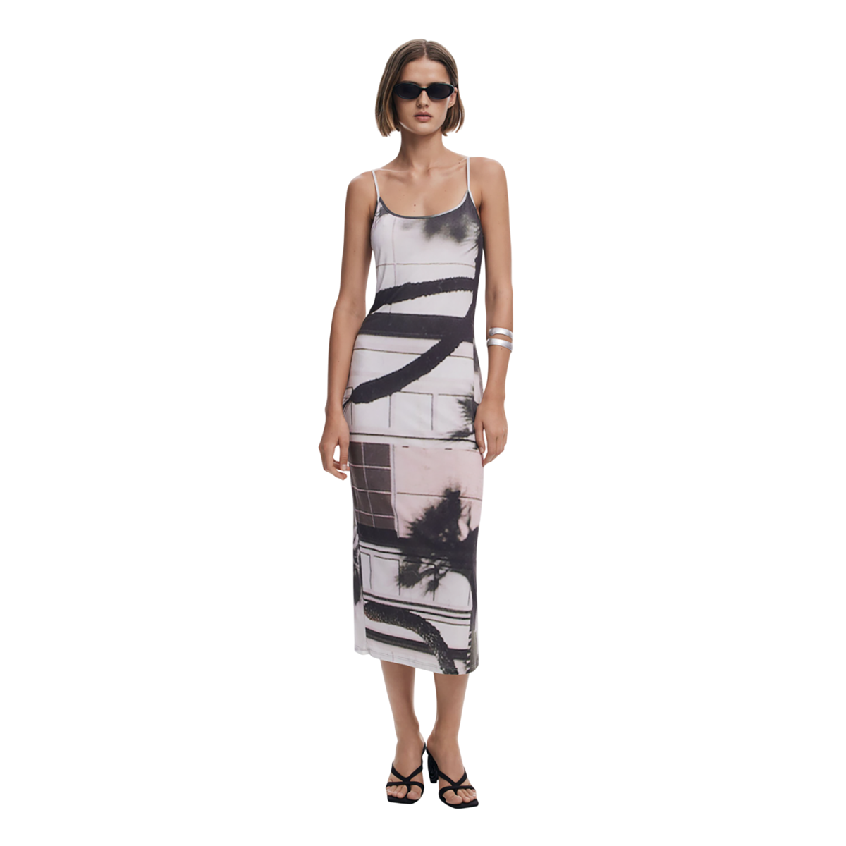 ديسيجوال - فستان سهل الارتداء ذو مناظر طبيعية حضرية - بيعت من قبل اف اي جي