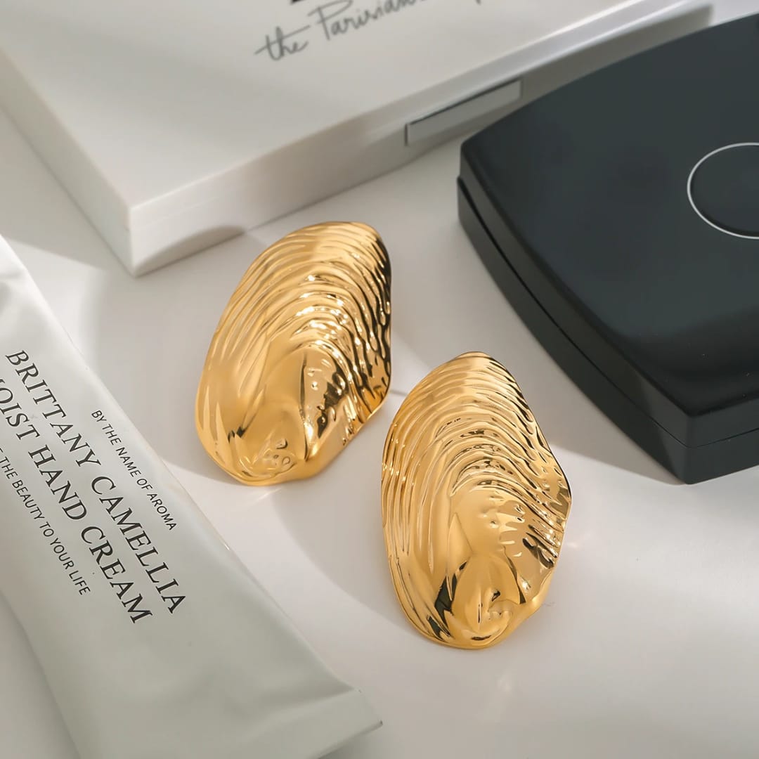 Gold Shell-Shaped Earrings