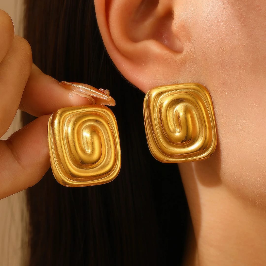 Wavy Square Earrings